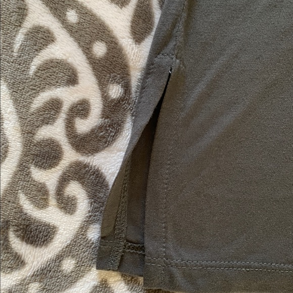 T-shirt Manches Longues Justice Pour Fille – Taille 14 – Argenté Avec Motifs Camo